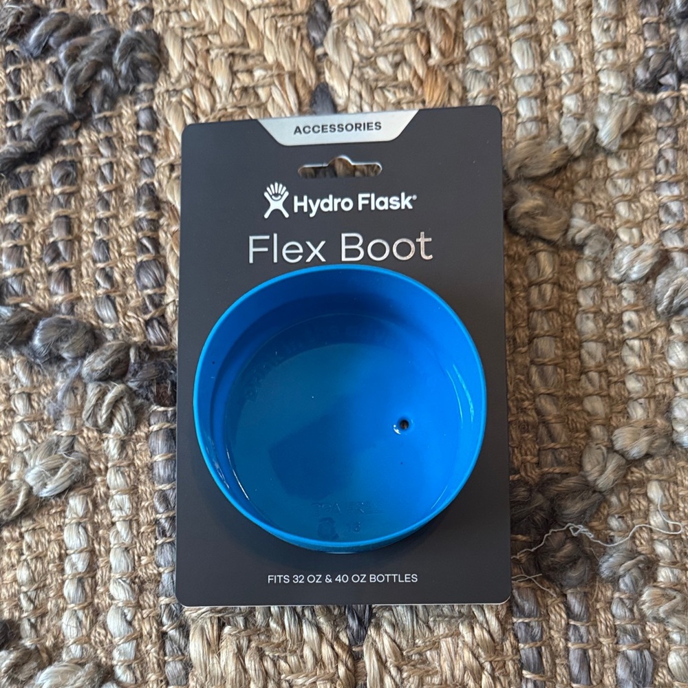 Hydro Flask Flex Boot in Bright Blue
